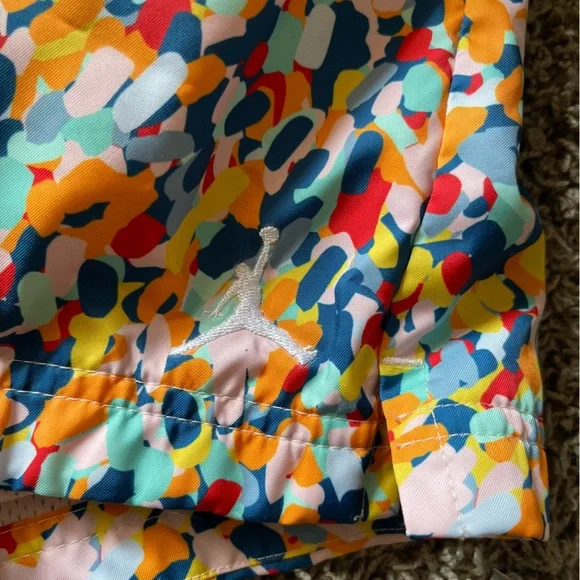 Air Jordan Essentials Poolside Legend Men's Shorts Sz XL Multi
FN4635-622 - Picture 6 of 11